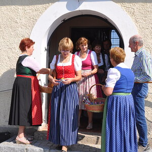 anschließend  Frühschoppen