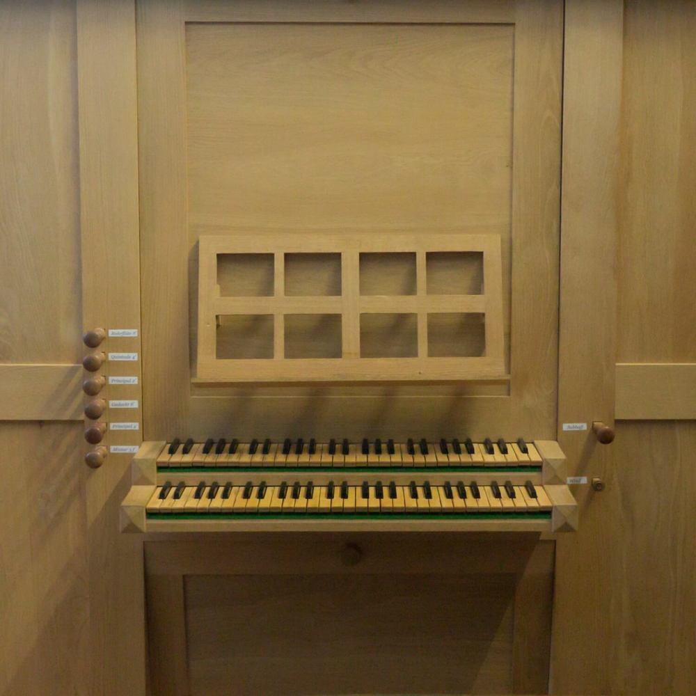 Orgel im Archivraum