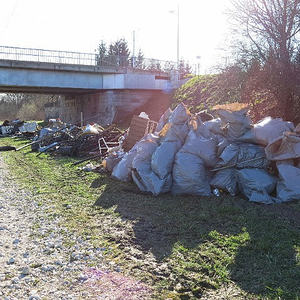 Traunauen-Reinigung mit ökomenischen Gottesdienst