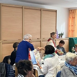 Frauenmesse und Kochheftpräsentation