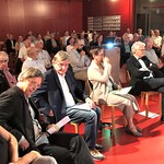 Das interessierte Publikum mit den PodiumsteilnehmerInnen