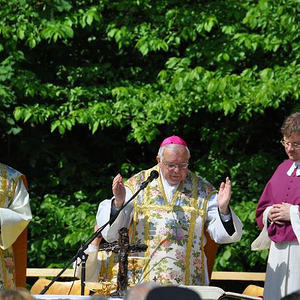 Gedenkfeier 200 Jahre Schlacht um Ebelsberg im Schloßpark