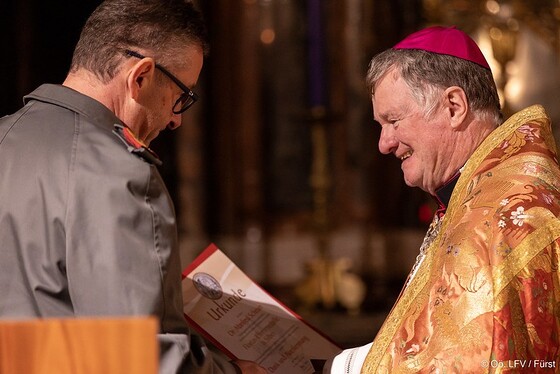 Feuerwehrjugend holte Friedenslicht in St. Florian ab
