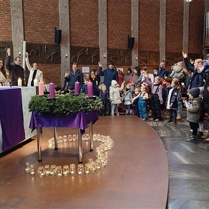 Familiengottesdienst und Miniaufnahme