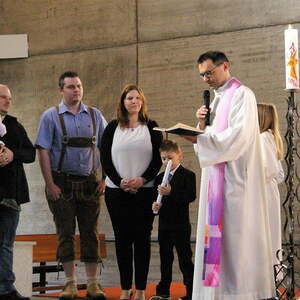 Vorstellungsmesse der Firmkandidaten und Erstkommunionkinder