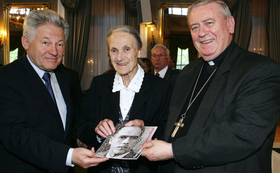 LH Pühringer, Franziska Jägerstätter, Bischof Schwarz