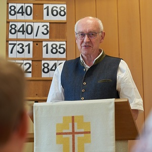 Erste Sonntagsmesse im Pfarrsaal