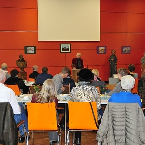 Zwischen Stift und Schloss