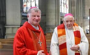 Bischof Manfred Scheuer und Bischof em. Maximilian Aichern