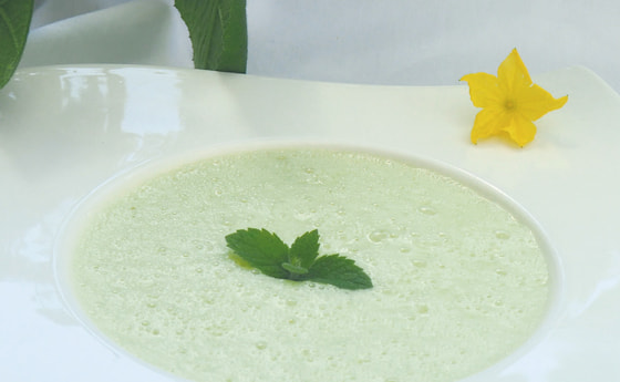 Erbsen-Minzcreme-Suppe