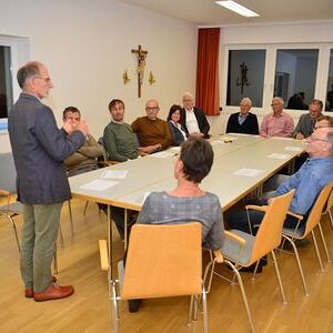 In Themengruppen diskutierten die Anwesenden die Chancen und Herausforderungen der neuen Struktur.