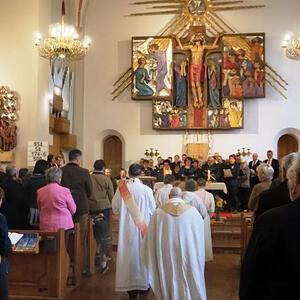 Festgottesdienst und Feier in der MZH 
