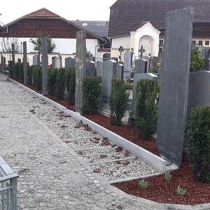 Pfarrfriedhof Franking