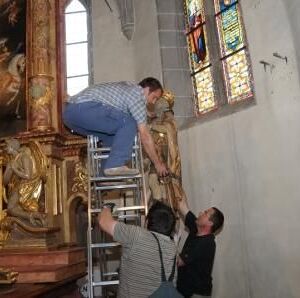 Ausräumen und Mauerwerksarbeiten, Boden