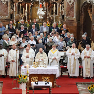 Liturgen und Chor