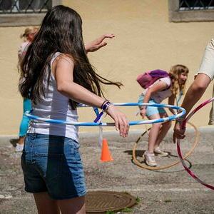 Rund 1.000 Ministrant*innen aus über 90 Pfarrgemeinden Oberösterreichs kamen am Samstag, 14. Juni, in das Stift St. Florian, wo der große Ministrant*innen-Tag der Diözese Linz stattfand. Veranstaltet vom Team Kinder | Katholische Jungschar, verwandel