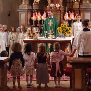  Pfarre Eidenberg gratuliert P. Reinhold zum 50er    