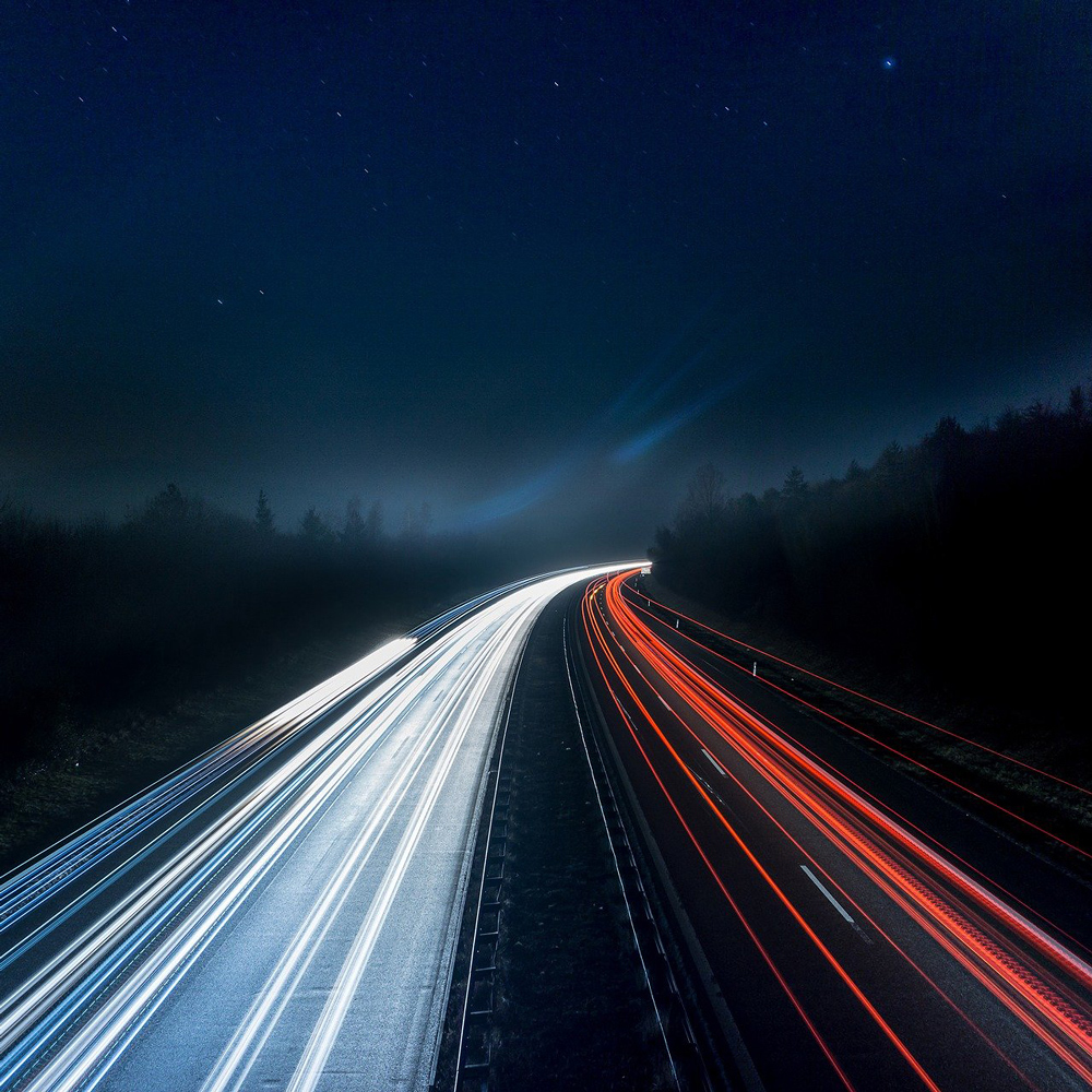 Autobahn in Langzeitbelichtung