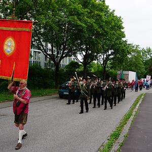 Gemeinsame Prozession von Marcel Callo und St, Quirinus