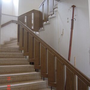 Die Alte Treppe in das OG aus 1980 blieb bestehen