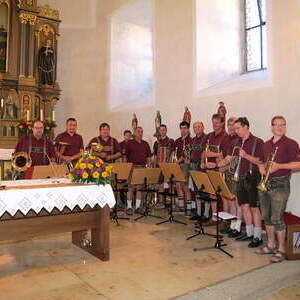 Hardbradler gestalten Hl. Messe musikalisch