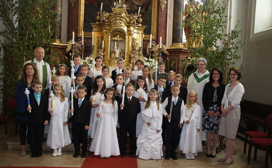 Gruppenfoto in der Pfarrkirche                    