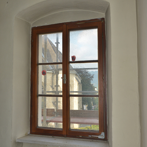 Tischlerei Watzl fertigt neue Kastenfenster für den Pfarrhof Kirchdorf/Krems.