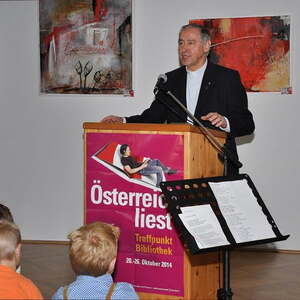 Eröffnung der Bibliothek