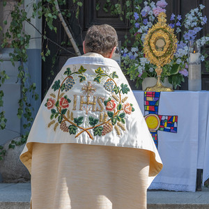 Gottesdienst und Fronleichnamsprozession in Kirchdorf/Krems