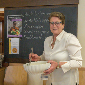 Suppenessen zum Familienfasttag im Pfarrheim Kirchdorf/Krems