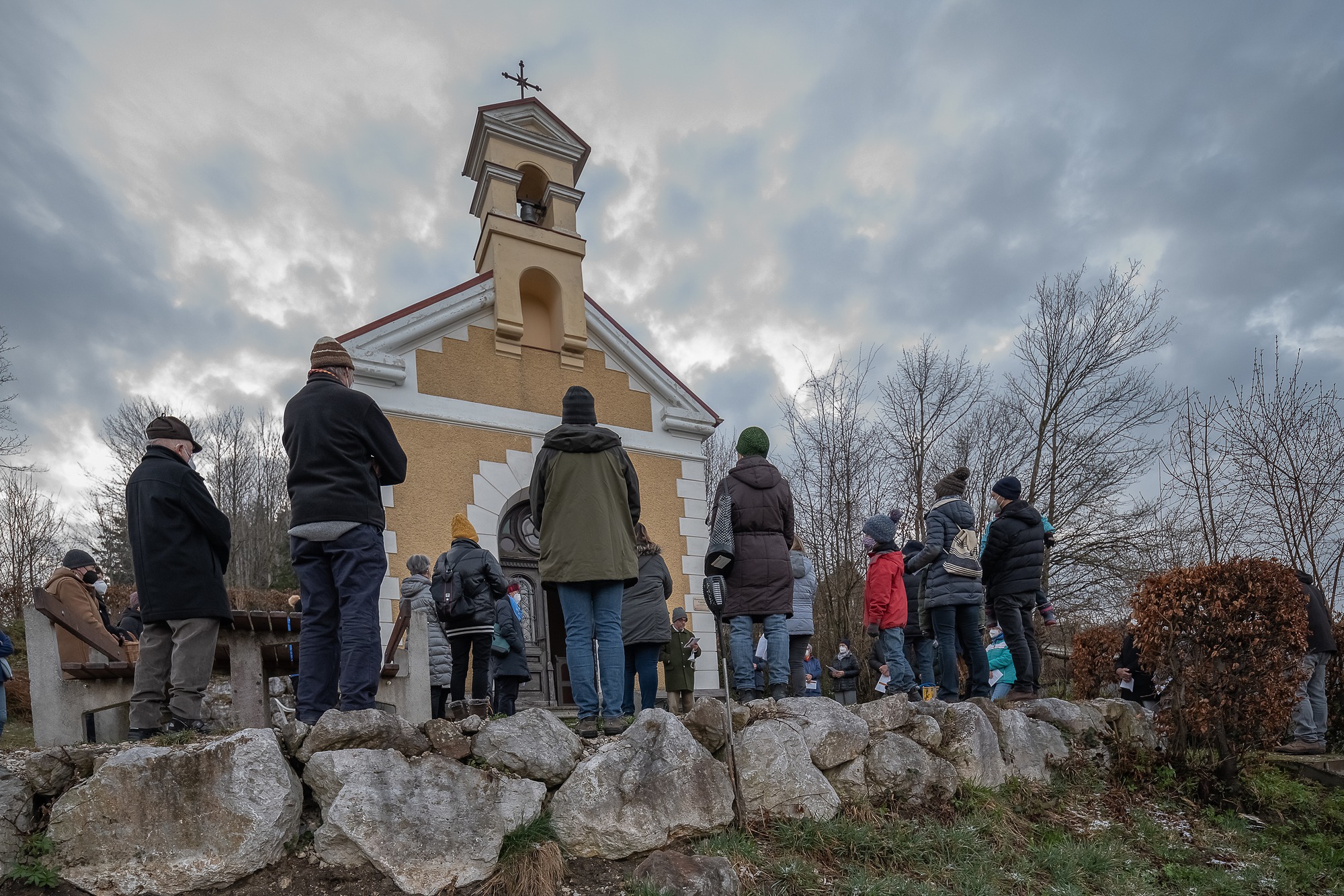 Auferstehungsfeier in der Pfarre Kirchdorf Von Pfarrkirche zum KalvarienbergkircheFoto Jack Haijes