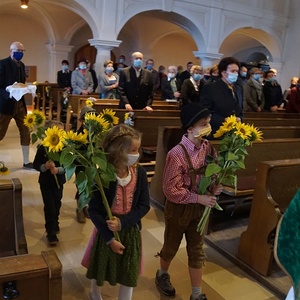 Die Pfarre Ottnang feiert Erntedank im Coronajahr 