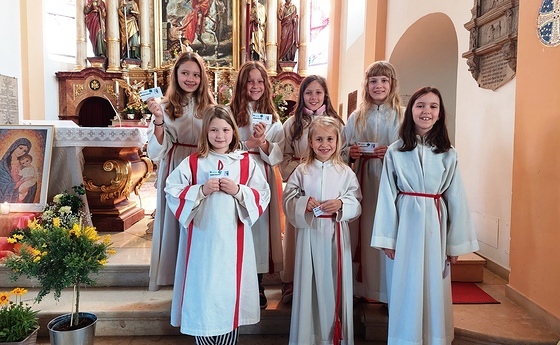 Ministrantinnen und Minstranten