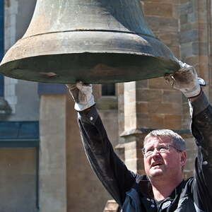 Turmhelm: Abnahme und Wieder-Aufsetzen