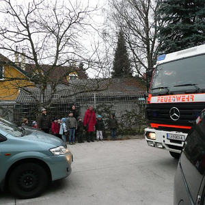 Feuerwehrübung im Kindergarten