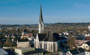 Stadtpfarrkirche Schwanenstadt