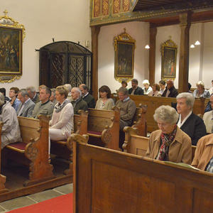 Ehrenamtlichen der Pfarre Kirchdorf wurden durch Pfarrer Pater Severin Kranabitl. Eine kurze Danke in der Bergkirche in Klaus, anschließend bei Schninagl ein EssenFoto Jack Haijes