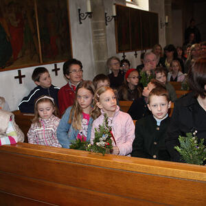 Amt und Osterkerzenverkauf