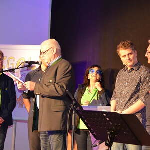  zwei restlos ausverkauften Vorstellungen vor einem begeisterten Publikum im Pfarrzentrum St. Stephanus