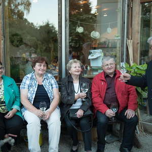 Agape vor dem Klostergarten