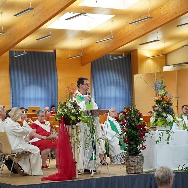 Großes Pfarrgründungsfest der Pfarre Braunau