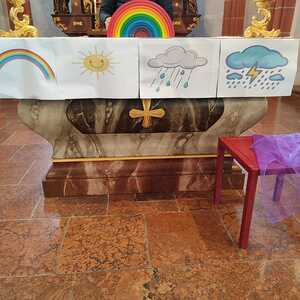 'Im Zeichen des Regenbogens'