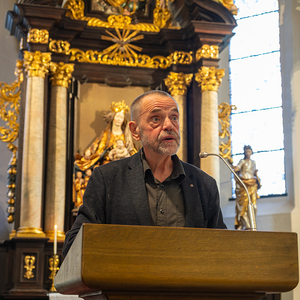 Pfarrer P. Severin Kranabitl bei der Andacht