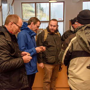 Bischofs Visitation Dekanat Weyer, Wanderung, Visitation mit den Mitgliedern der Pastoralkonferenz Dekanat Weyer in Trattenbach im SchneeFoto: Jack Haijes