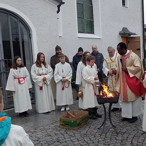 Die Entzündung des Osterfeuers