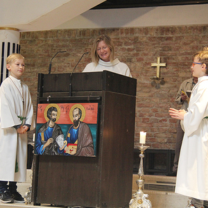 Erste Ministranten-Dienste für Tobias und Felix