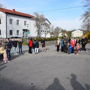 Palmweihe vor dem Pfarrheim