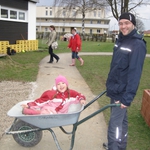 Arbeiten am Familienspielplatz