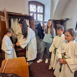 Vorbereitungen in der Sakristei