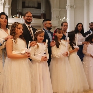 St. Quirinus feiert mit 10 Erstkommunionkindern 2026